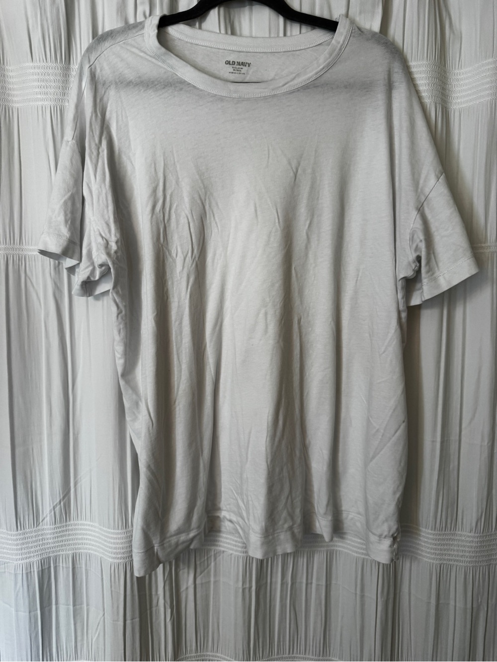 Old Navy White Short Sleeve Crewneck Tee